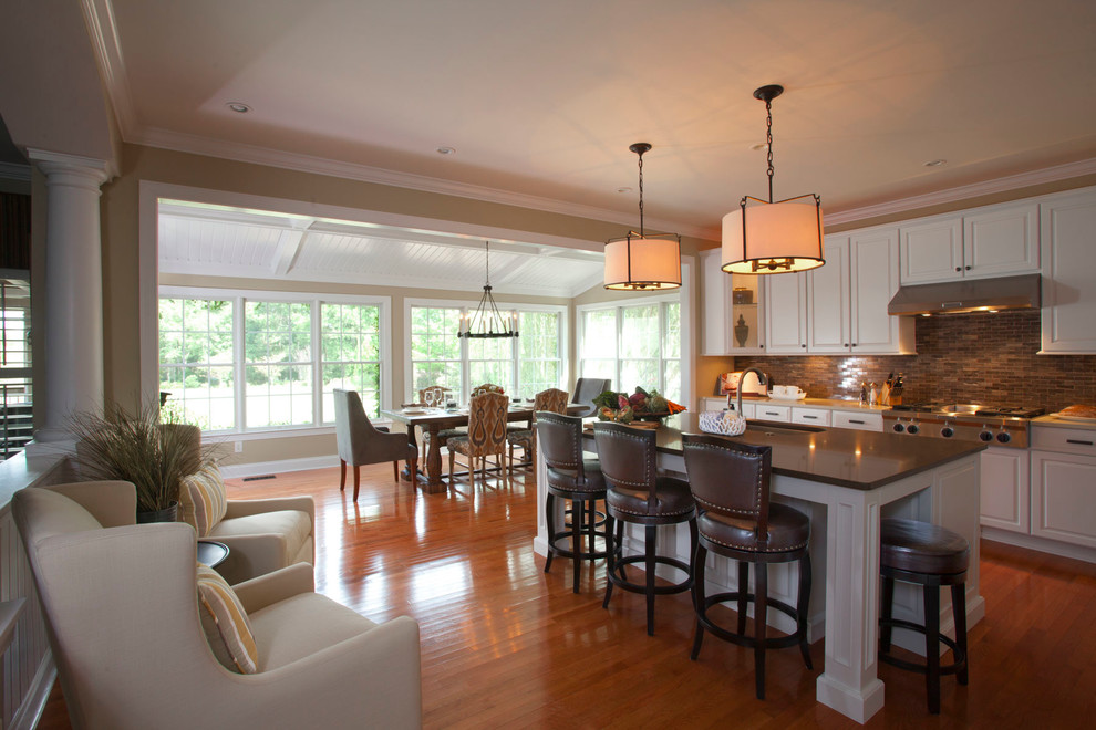 Loftus Design Traditional Kitchen Charlotte by Jim Schmid