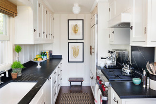 Кухня в белом стиле (83 фото)