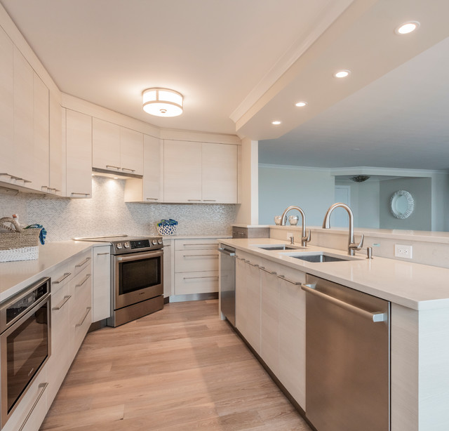 Long Branch Waterfront Condo Galley Kosher Kitchen Contemporain