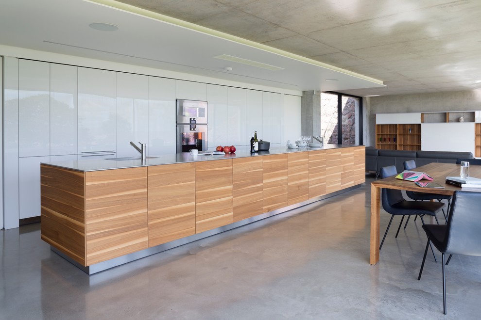 This is an example of a modern kitchen in Cheshire.