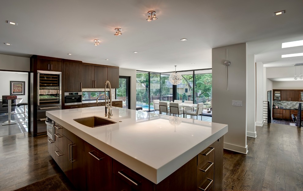 Photo of a contemporary kitchen in Kansas City with stainless steel appliances.