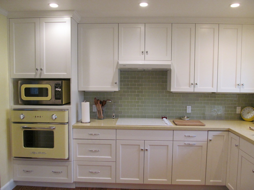 Los Altos Kitchen with Retro appliances Eclectic Kitchen San