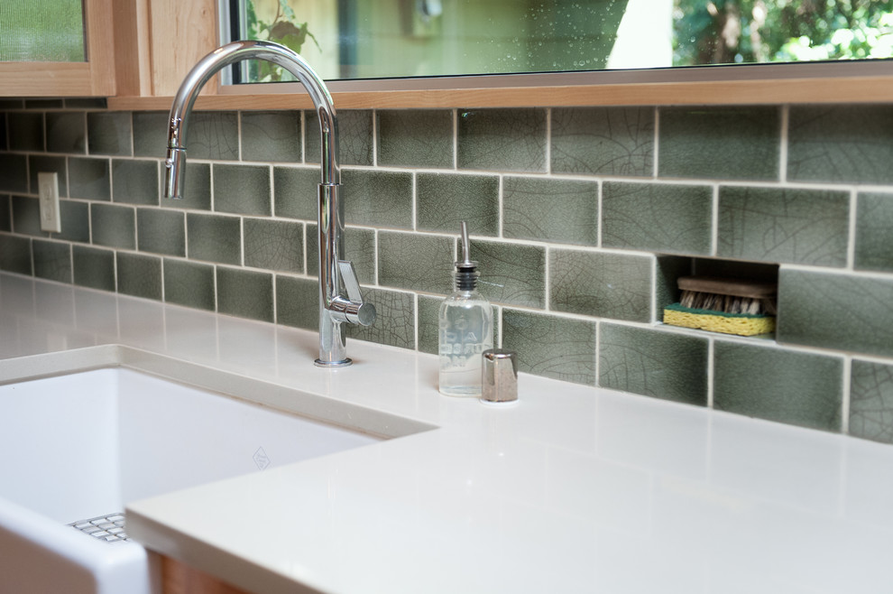 Design ideas for a modern kitchen in Portland with a belfast sink and ceramic splashback.