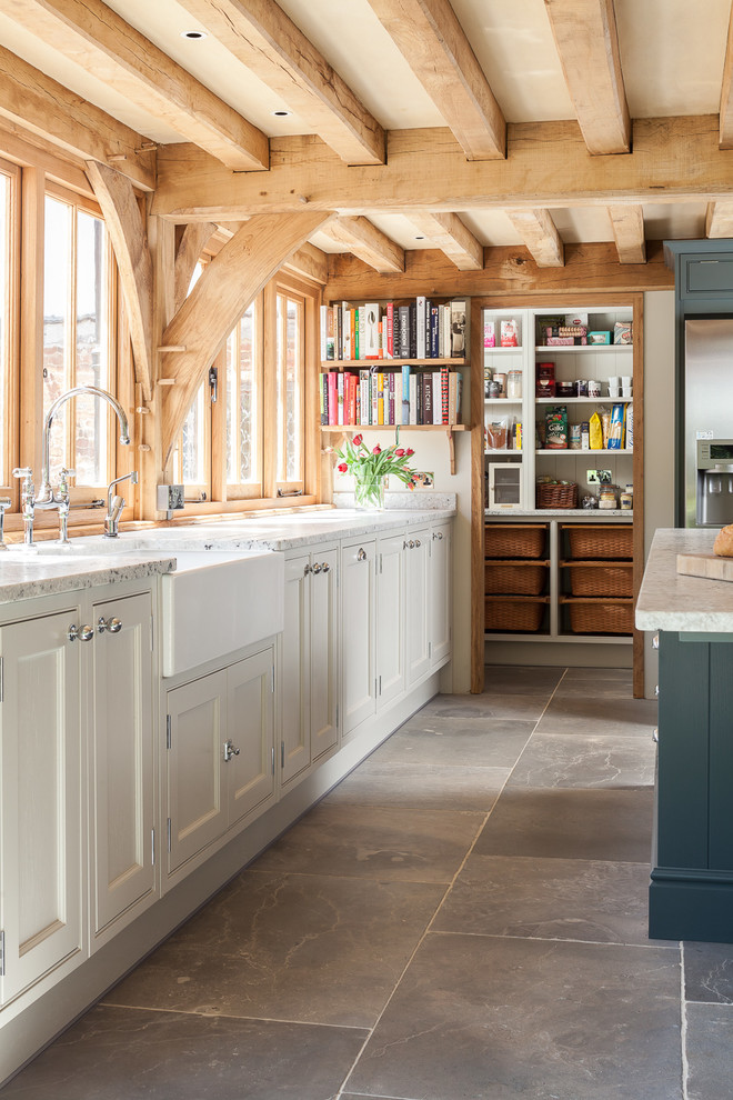 This is an example of a classic kitchen in Kent.