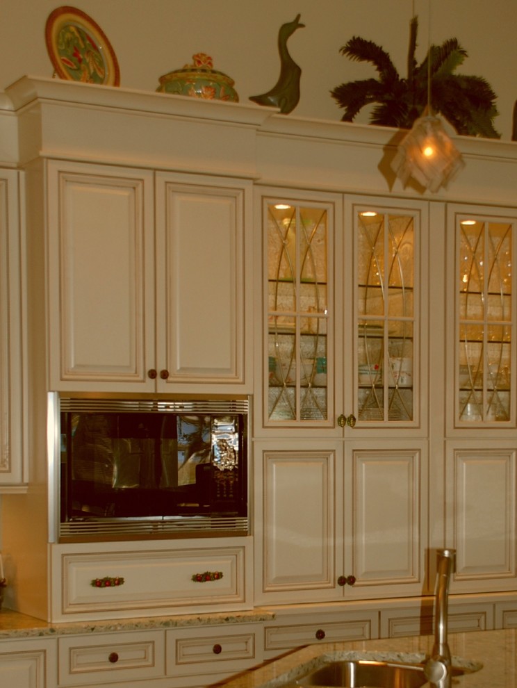 Example of a beach style kitchen design in Atlanta