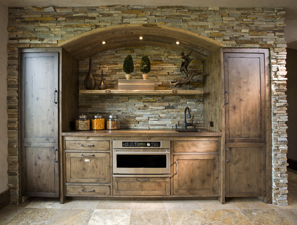 Inspiration for a rustic kitchen in Minneapolis.