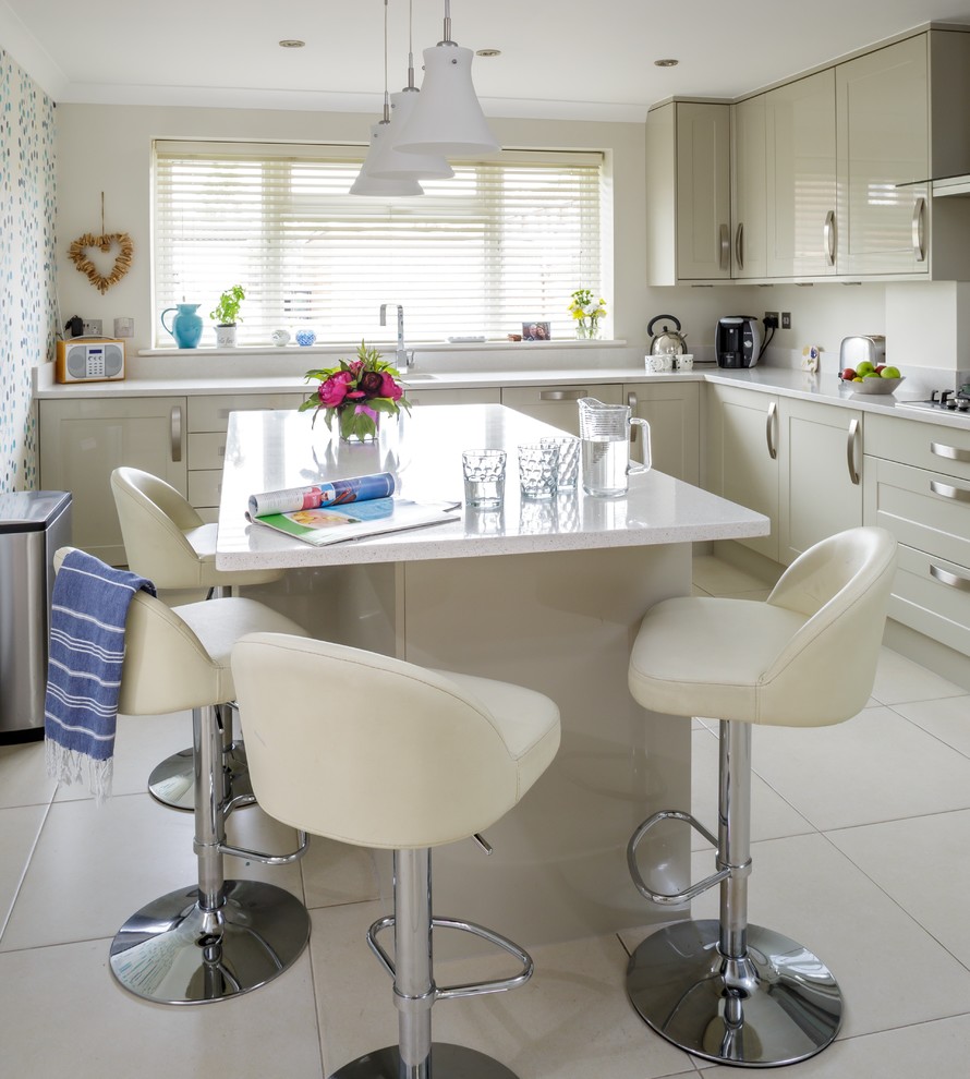 Design ideas for a traditional grey and cream kitchen in Berkshire.