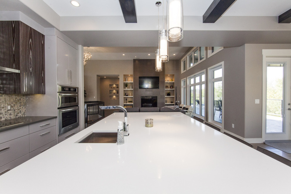 Luxury Acreage Estate in Alberta Contemporary Kitchen Edmonton