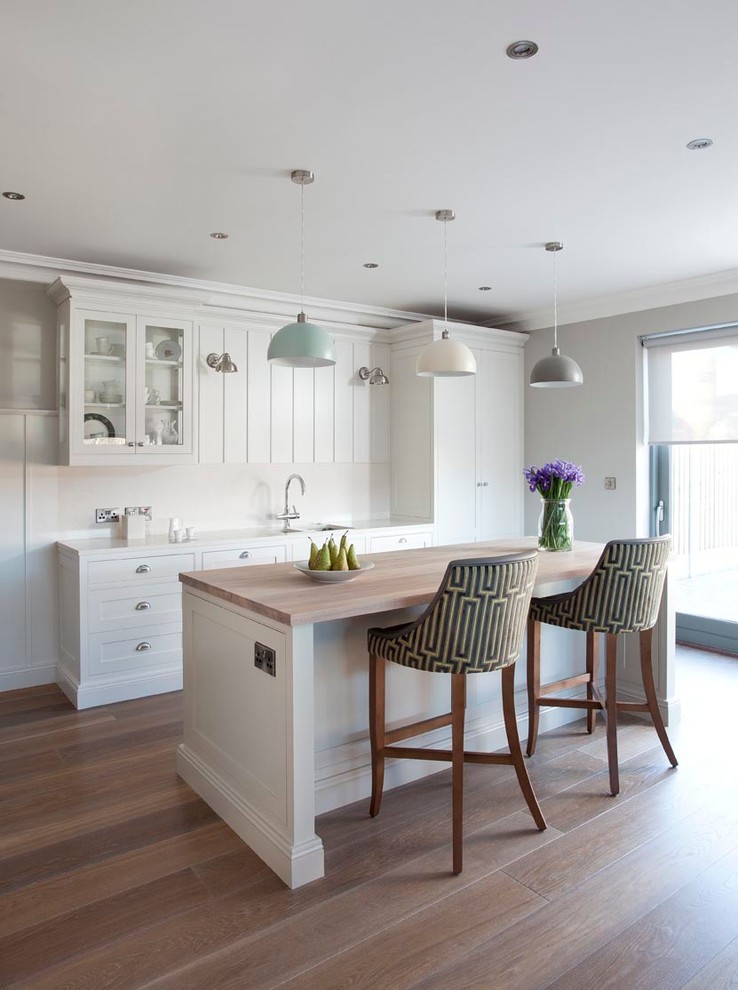 Inspiration for a contemporary kitchen remodel in Dublin