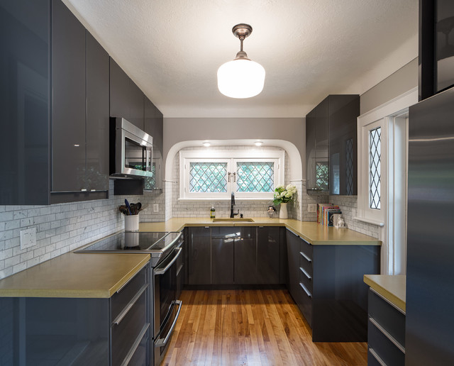 Maggi Krishna S Kitchen Moderno Cocina Ottawa De Grassroots Design
