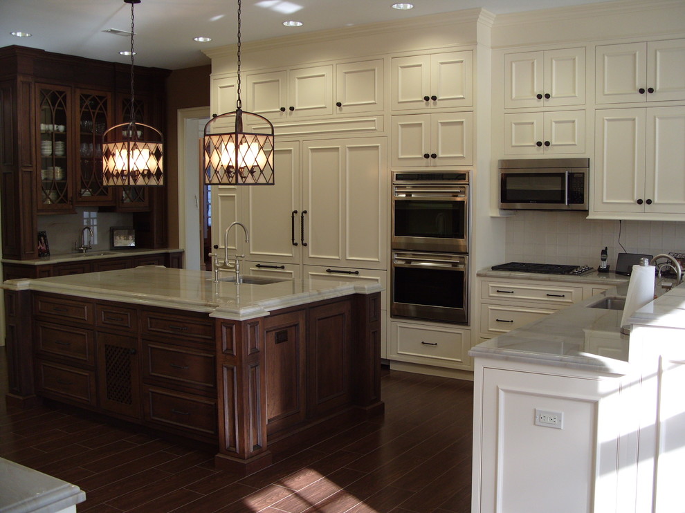 Mahogany Wood & White Kitchen Traditional Kitchen New York by