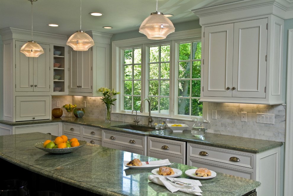 Inspiration for a timeless kitchen remodel in Boston