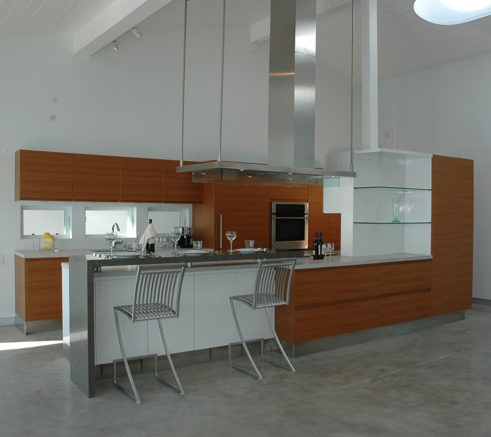 Exempel på ett modernt kök, med bänkskiva i kvarts
