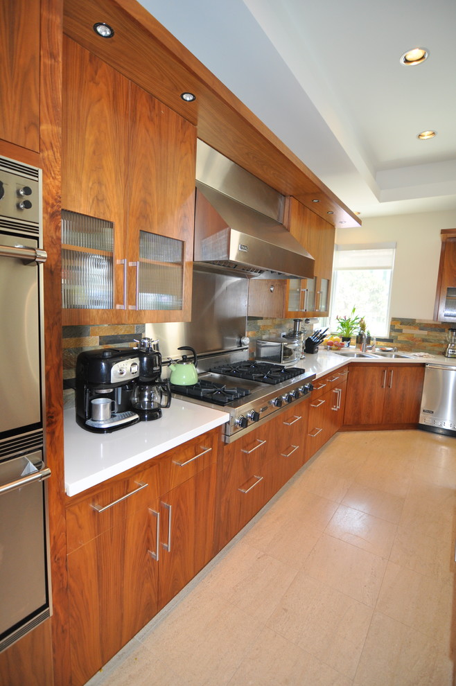 MANHATTAN BEACHGYRO Modern Kitchen Los Angeles by Keystone