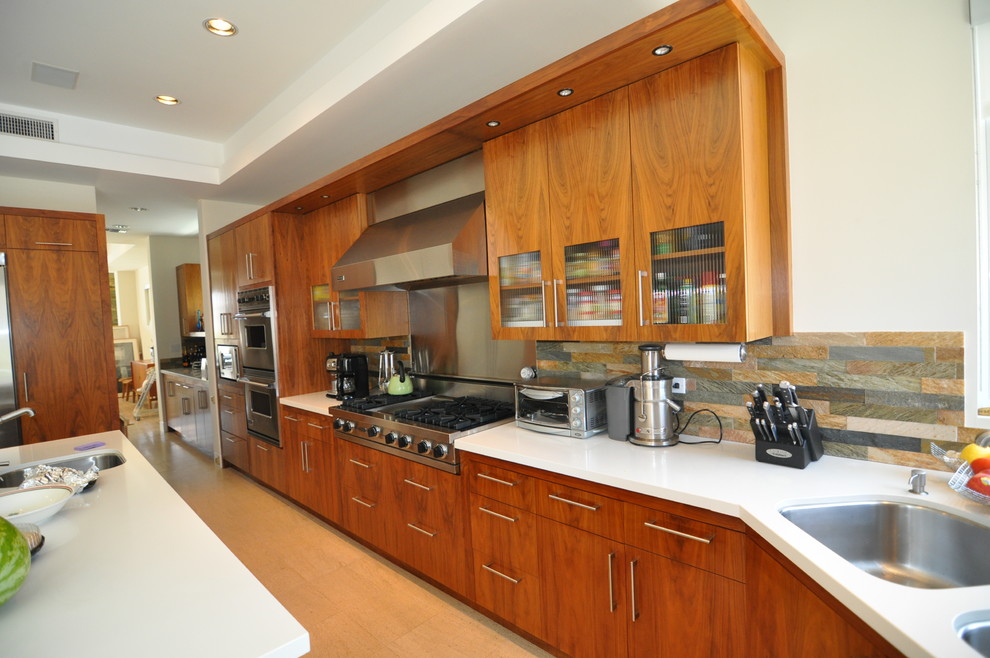 MANHATTAN BEACHGYRO Modern Kitchen Los Angeles by Keystone