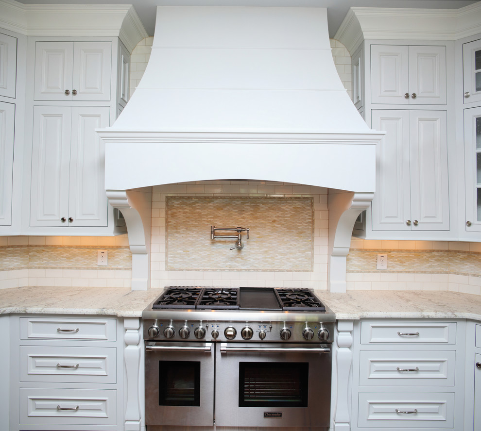 Manor Transitional Kitchen Atlanta by Keystone Millworks Inc