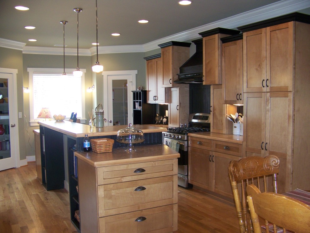 Maple Kitchen Black Trim Craftsman Eclectic Kitchen Other Houzz
