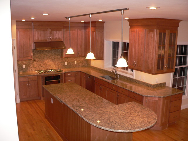 Maple Kitchen Cabinets Raised Panel Cabinetry Cliqstudios American Traditional Kitchen Minneapolis By Cliqstudios Houzz
