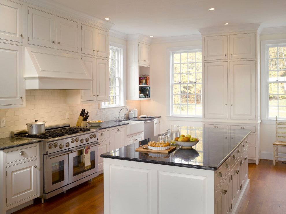 Margaret Fitzgibbon: Georgian - Traditional - Kitchen - Burlington - by ...