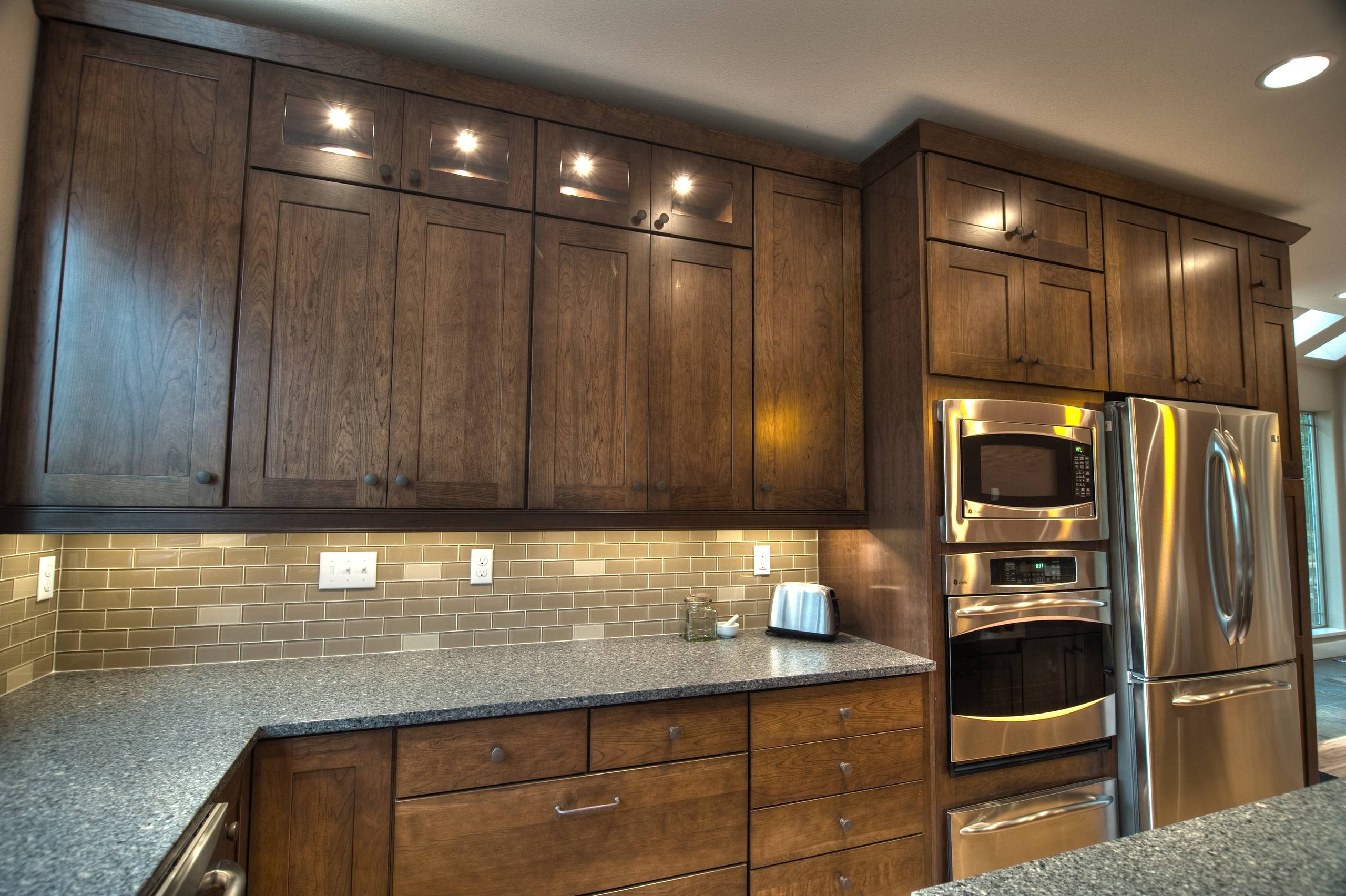Cognac Cabinet Houzz, What Color Paint Goes With Cognac Cabinets