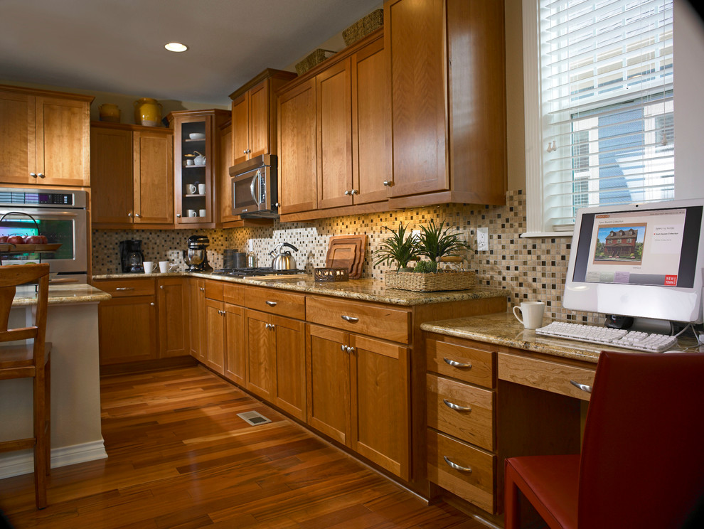 Mastercraft Traditional Kitchen Denver by Coggin