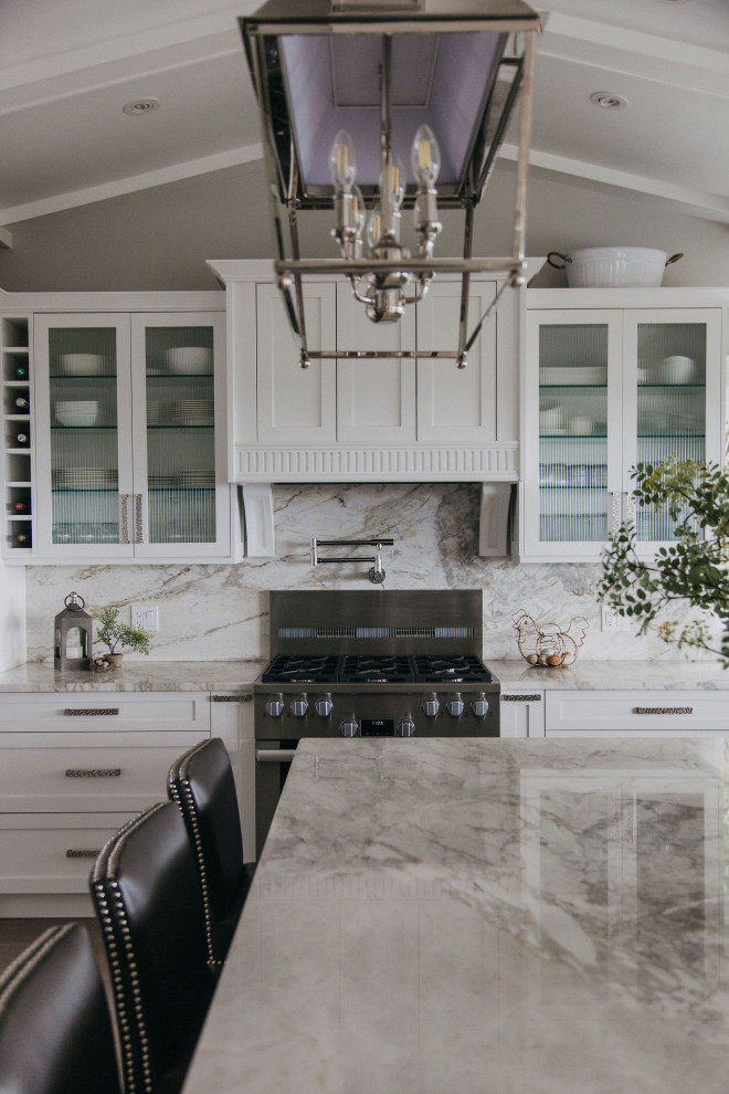 Matarazzo Quartzite kitchen Kitchen Vancouver by Matrix Marble
