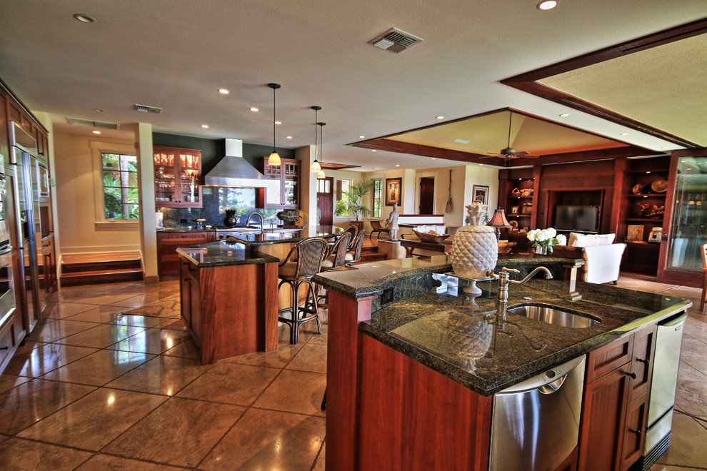 Design ideas for a world-inspired kitchen in Hawaii.