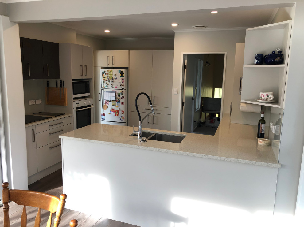 McKinnon Renovation Modern Kitchen Wellington by All About