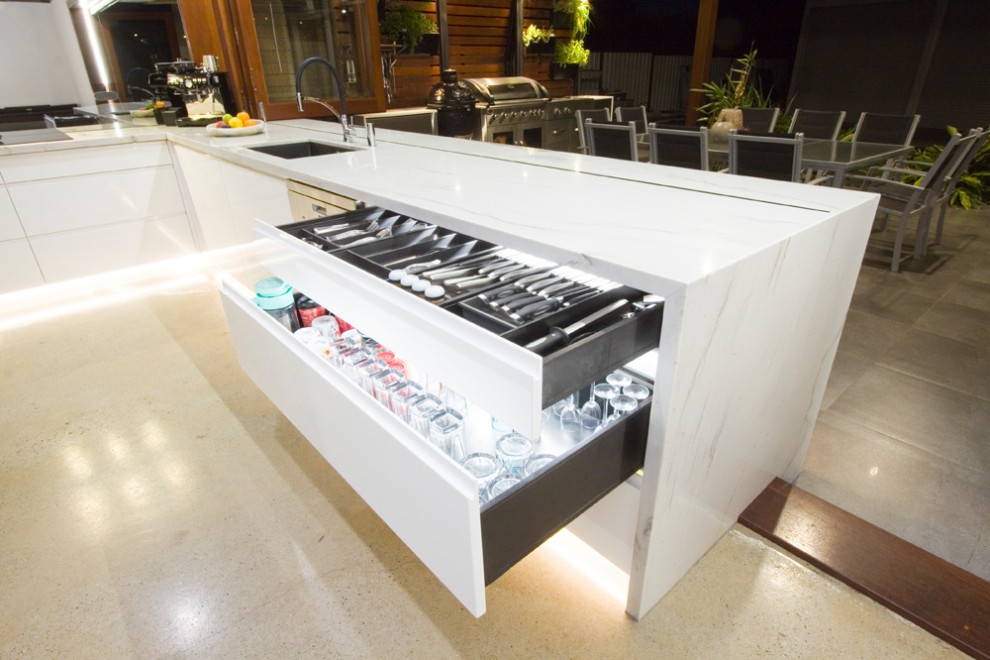 McNaught Project Modern Kitchen Brisbane by Kitchen Shop QLD