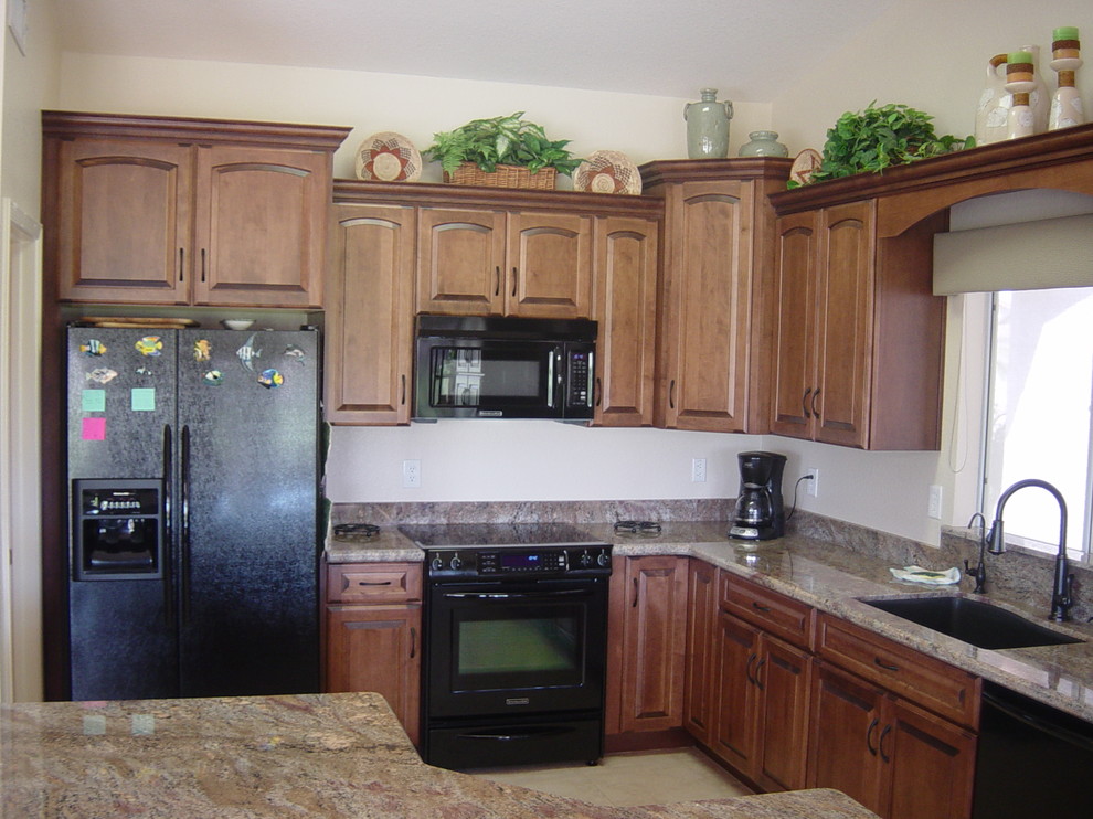 Medallion Kitchen Designs Traditional Kitchen Phoenix by