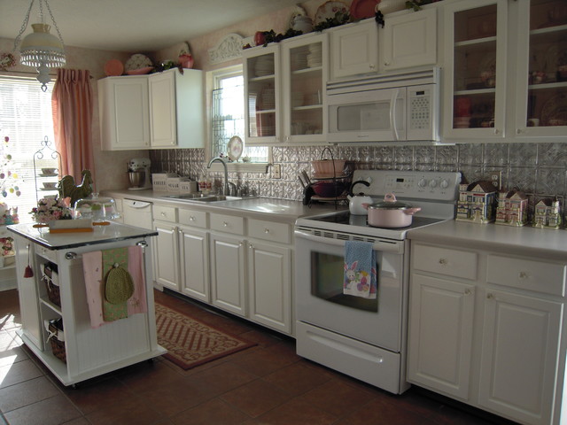 https://st.hzcdn.com/simgs/pictures/kitchens/melissa-from-my-cottage-charm-img~6741b5130b9a36e1_4-6212-1-305cee1.jpg