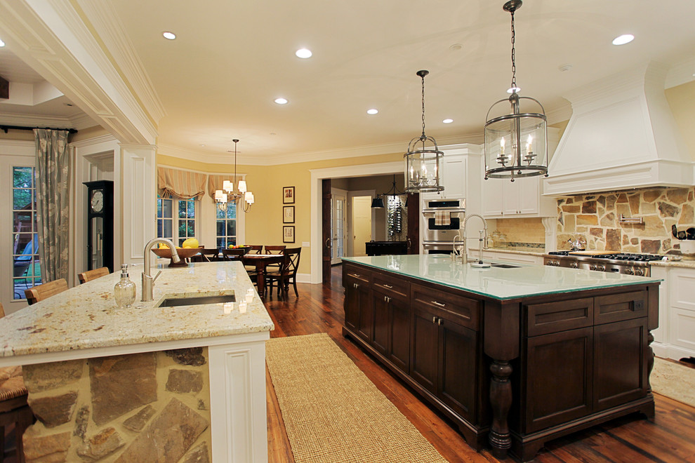 Memorial Hamptons Style - Traditional - Kitchen - Houston - by
