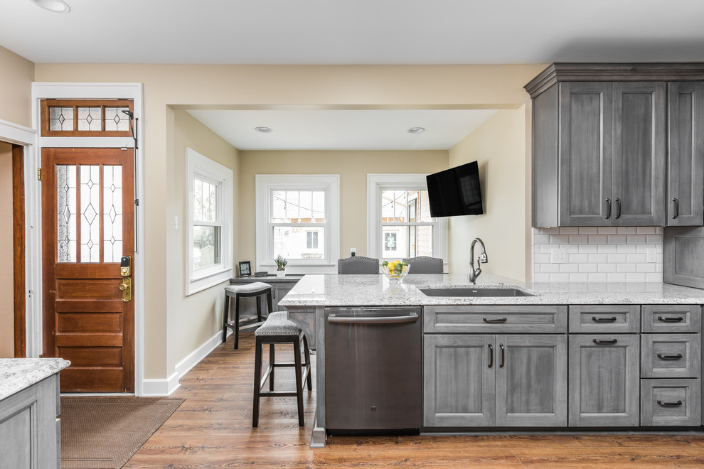 Meridian-Kessler Kitchen Makeover - Transitional - Kitchen ...