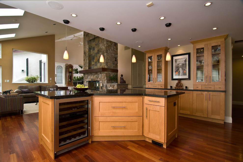 Merit Kitchens - Traditional - Kitchen - Vancouver - by Capilano Builders