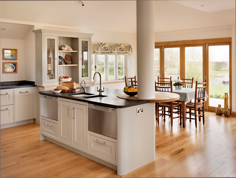 Inspiration for a medium sized classic kitchen in Essex.