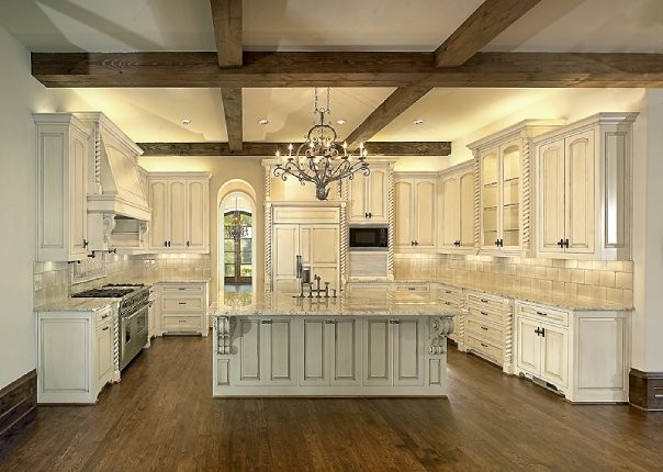 luxury mansion kitchens