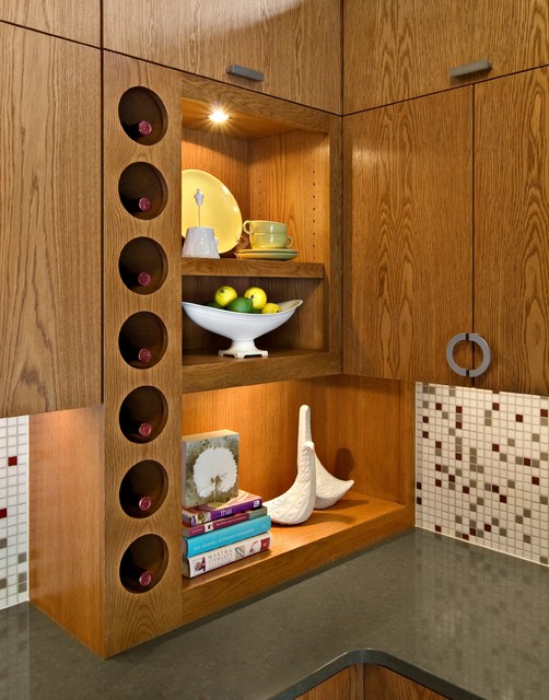 Colorful Kitchens Are A Trend You Should Definitely Buy Into In 2020 Mid Century Modern Kitchen Painting Kitchen Cabinets Kitchen Cabinet Trends