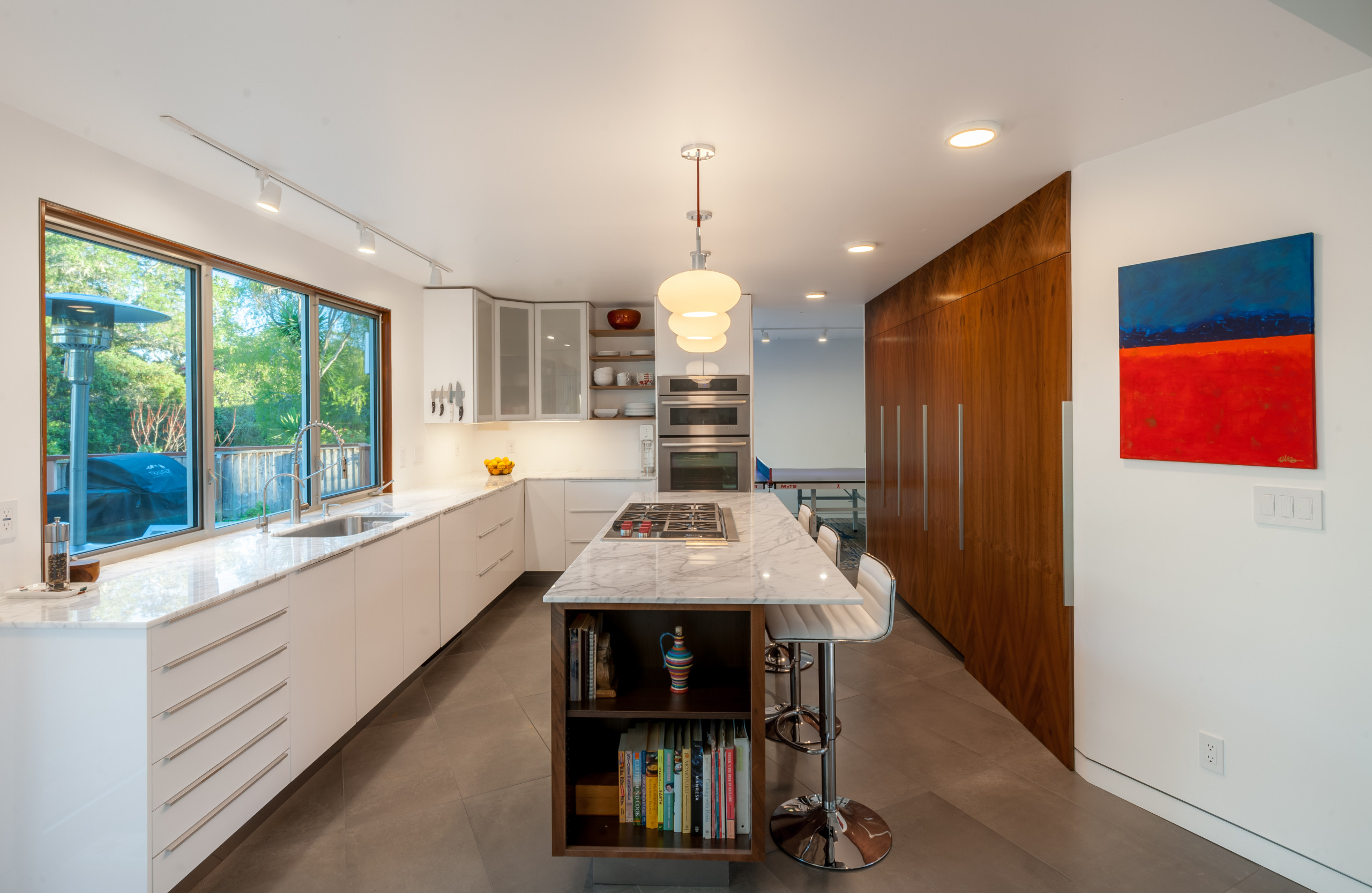 75 Mid-Century Modern Cement Tile Floor Kitchen Ideas You'll Love -  February, 2023 | Houzz