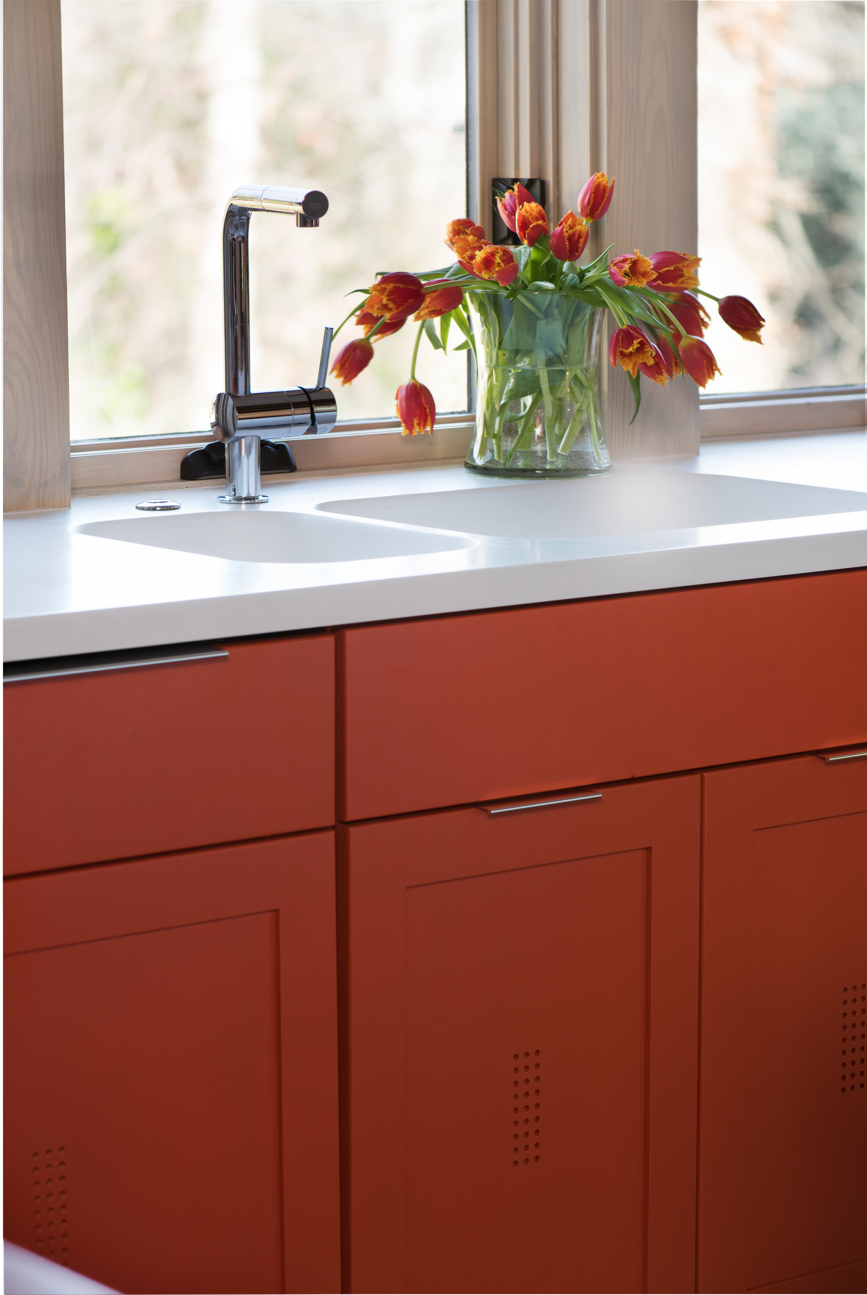 Warm Kitchen Color Trends – 10 Red & Orange Cabinetry Design Ideas