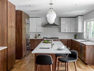 75 Mid-Century Modern Kitchen with an Island Ideas You'll Love - November,  2023