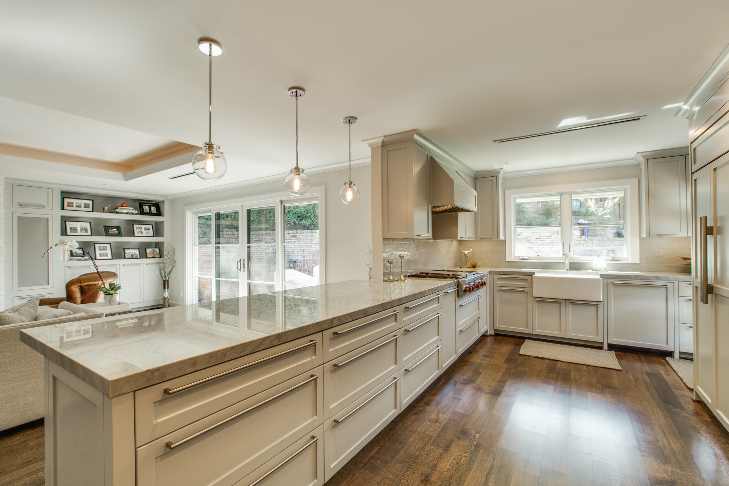 75 Beautiful Mid Century Modern Kitchen With A Farmhouse Sink Pictures Ideas July 2021 Houzz