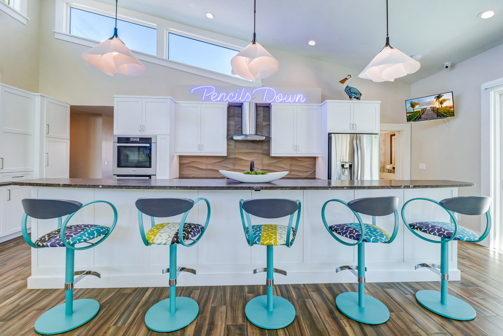 Inspiration for a 1960s kitchen remodel in Tampa