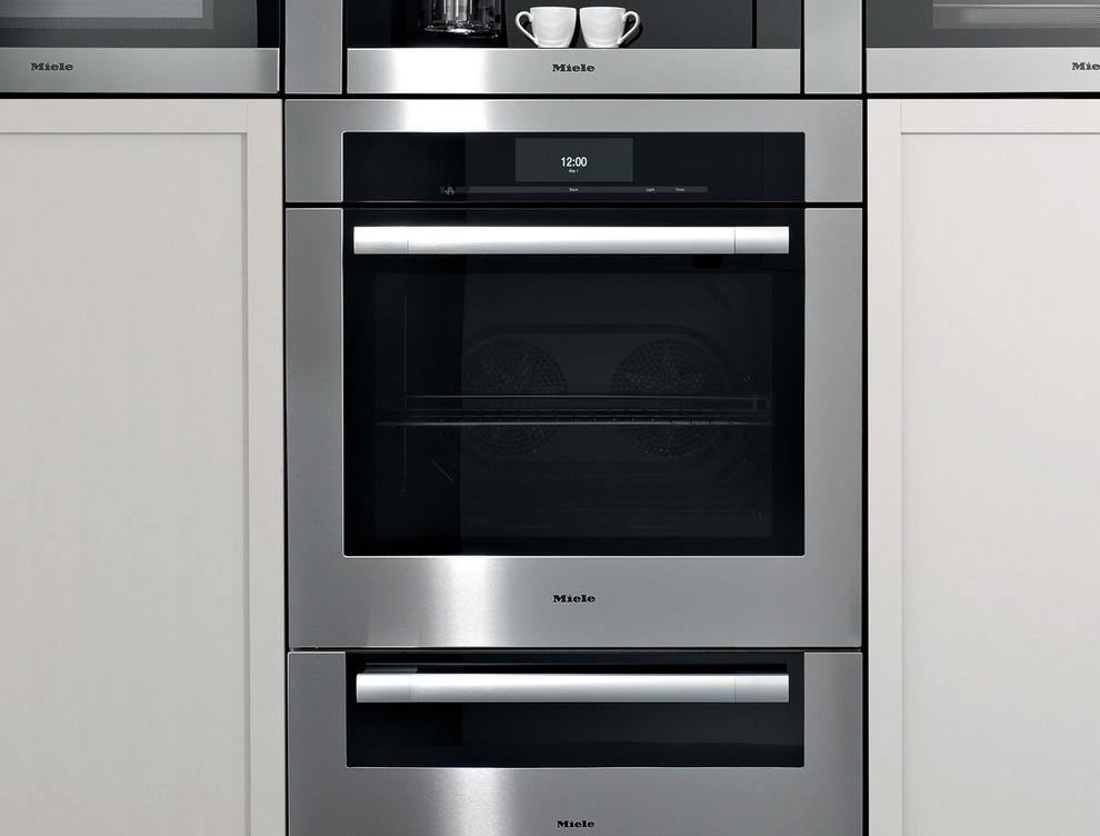 Miele 30" ContourLine Stainless Steel H6780BP Contemporary