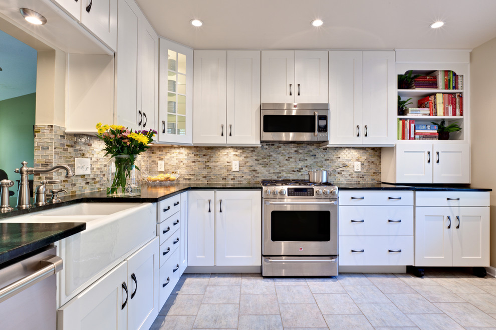 Miller Kitchen Traditional, Kitchen Backsplash Ideas White Cabinets Black Countertops