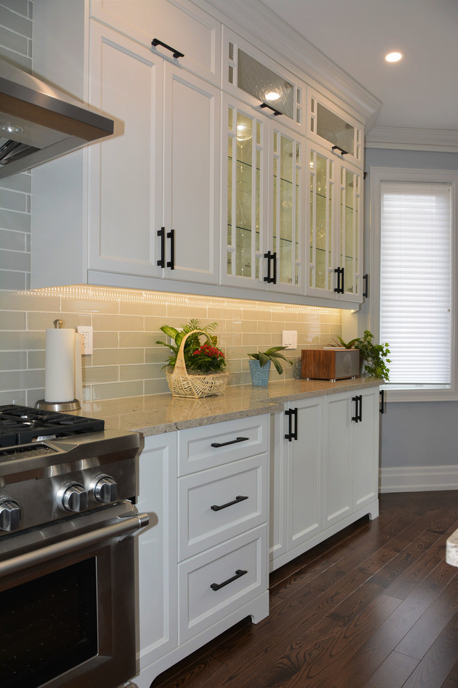 Milton Ont. kitchen Traditional Kitchen Toronto by P.B. Custom