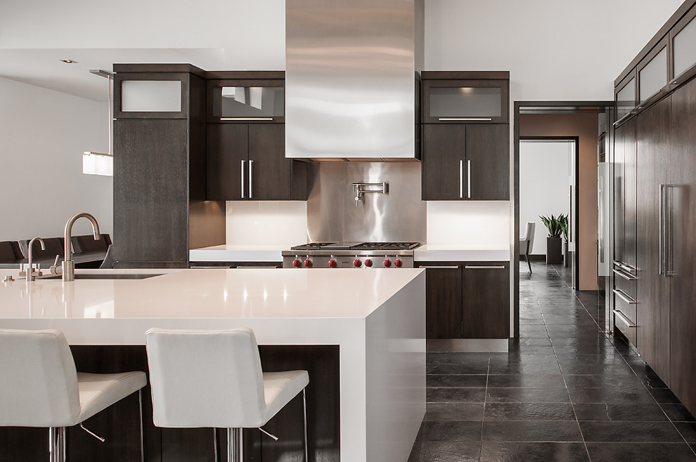 Photo of a contemporary kitchen in Phoenix.