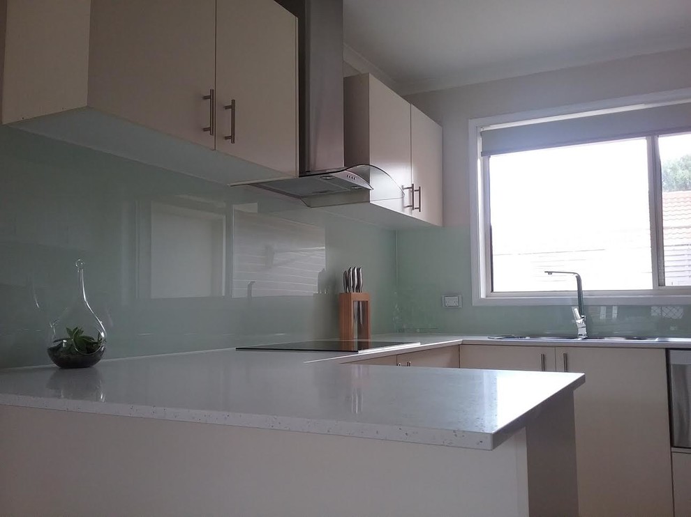 Mint green colour kitchen splashbacks - Kitchen - Geelong - by ...