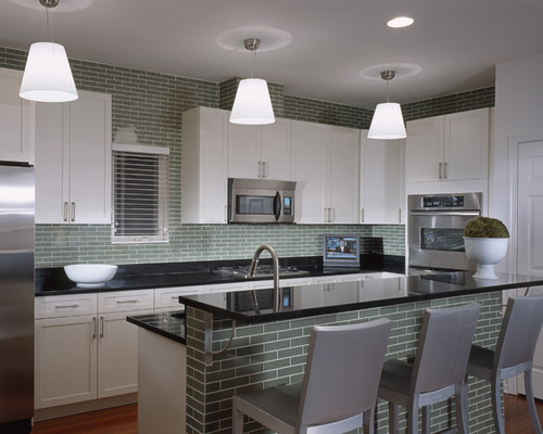 Minimalist kitchen island design