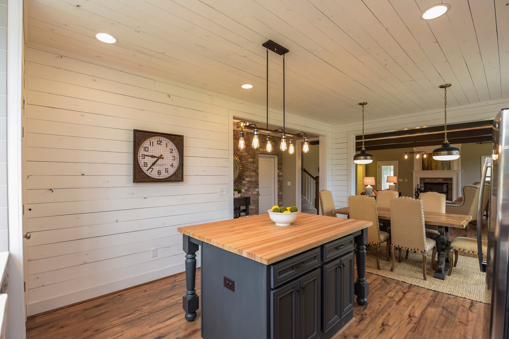 Model Home at Turnberry Highland Contemporary Kitchen Birmingham