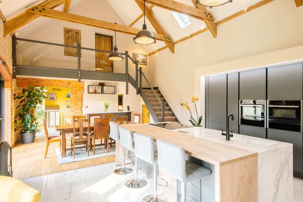 Modern Barn Conversion With Traditional Features Modern Kitchen